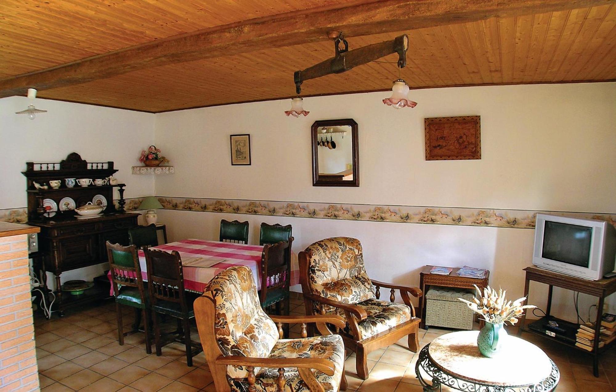 3 Bedroom Beautiful Home In Hames Boucres 外观 照片
